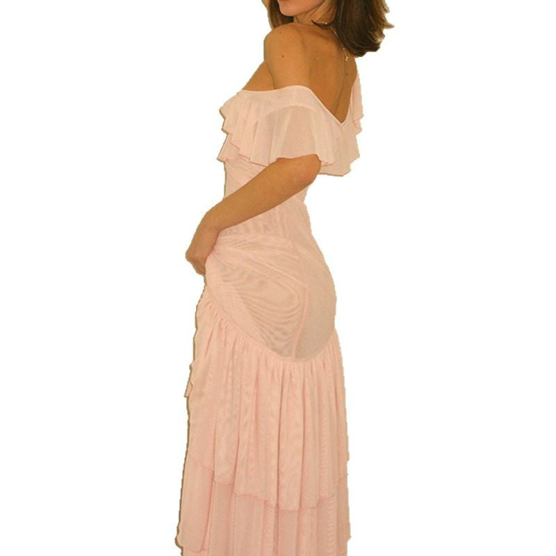 Damen Maxi-Kleid mit voluminösen Rüschendetails und figurformendem Schnitt Drune