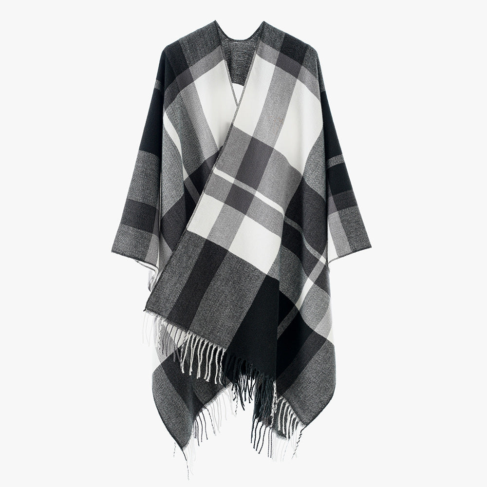 Damen Oversize-Karoponcho aus weichem Wollmix mit Fransensaum Drune
