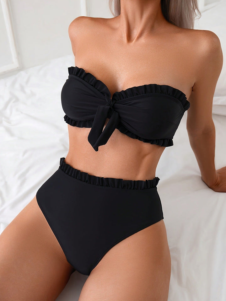 Damen Bandeau-Bikini mit voluminösen Rüschendetails und hohem Bund Drune