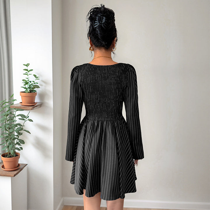 Damen Verspieltes gestreiftes Minikleid mit tailliertem Oberteil und langen Ärmeln Drune