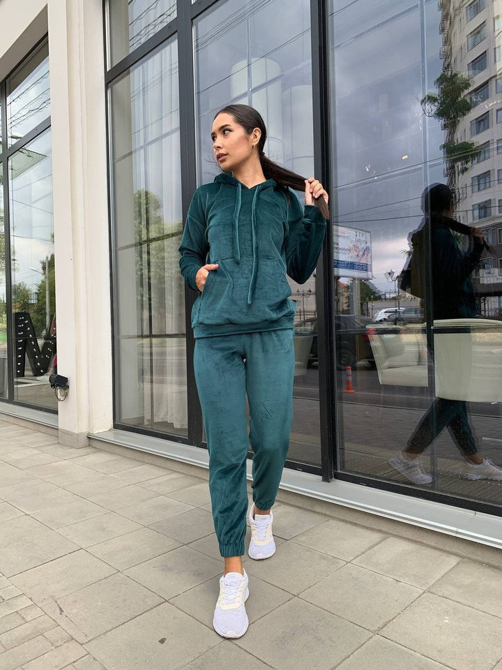 Damen Samt-Loungewear-Set mit kurz geschnittener Kapuzenjacke und Kordelzug-Jogginghose Drune