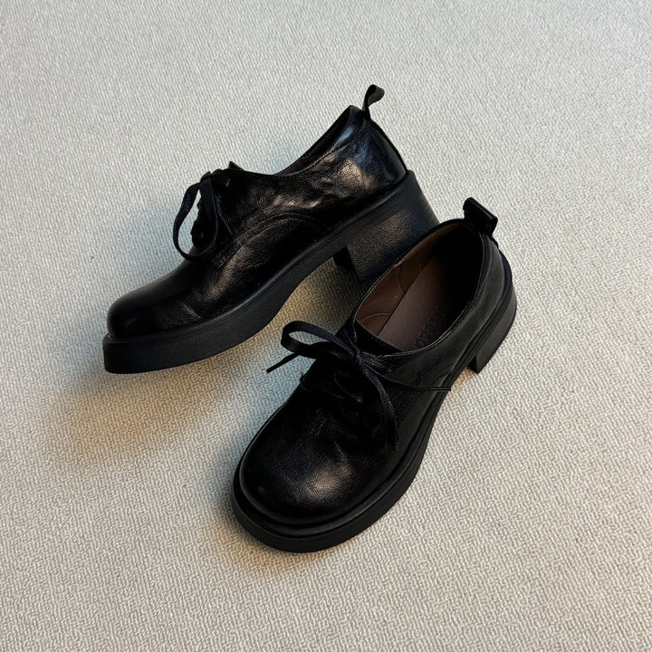 Damen Klassische Schnürschuhe mit robustem Plateau und eleganter Lederoberfläche Drune