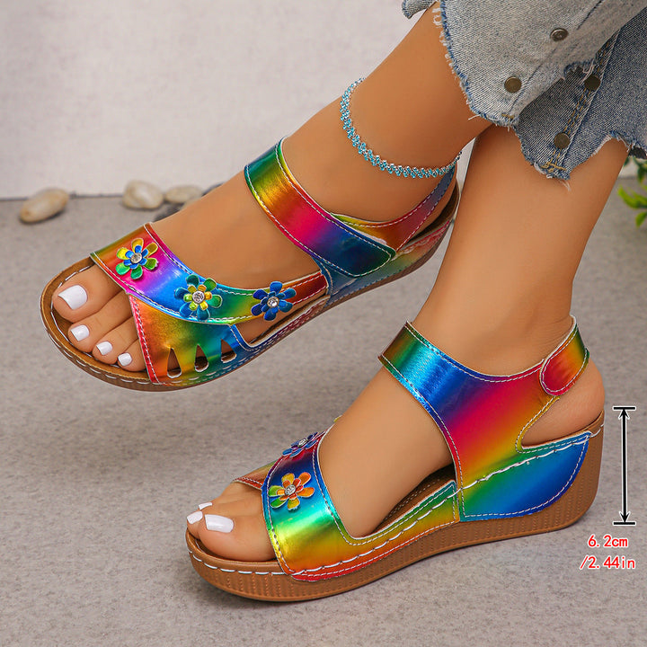 Damen Wedge-Sandalen mit floralem Akzent und komfortabler Fußbettung Drune