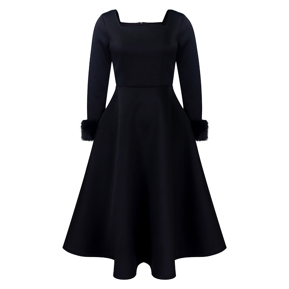 Damen Kleid mit quadratischem Ausschnitt und modischen Fuchsfell-Ärmeln Drune