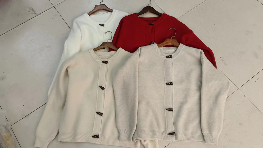 Damen Strickjacke mit eleganten Knopfdetails Drune