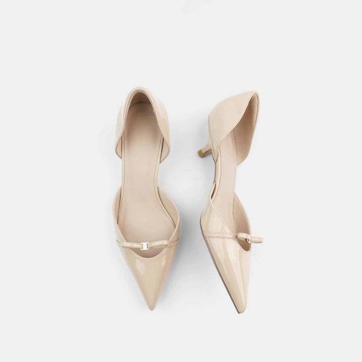 Damen Elegante Lack‑D'Orsay‑Pumps mit spitzer Zehenkappe, niedrigem Kittenabsatz und zartem Zierriemchen Drune