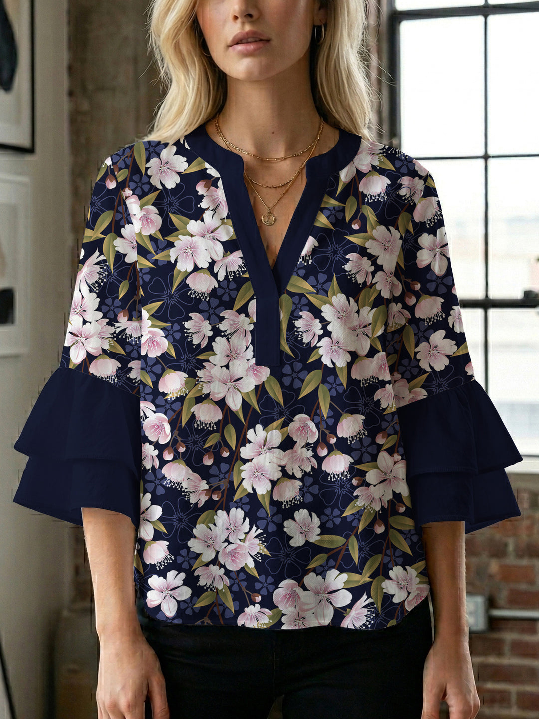 Damen Bluse mit voluminösen Ärmeln und floralem Design Drune