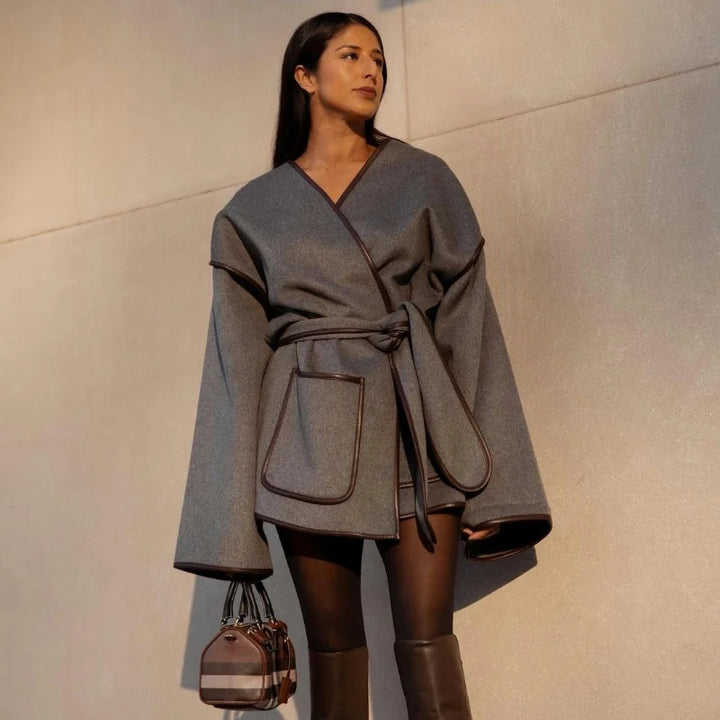 Damen Wickeljacke mit weitem Schnitt und praktischen Taschen Drune