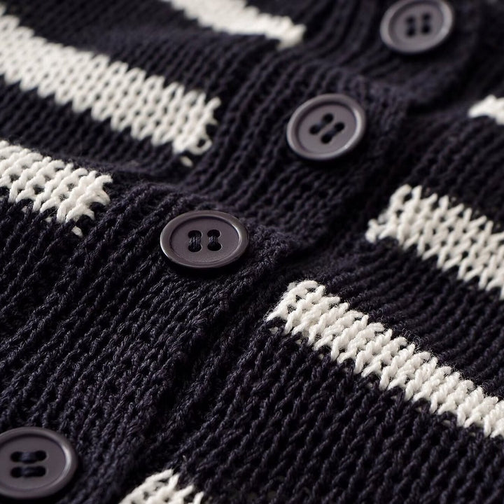 Damen Gestreifter Feinstrick-Pullover mit Knopfleiste und Rundhalsausschnitt Drune