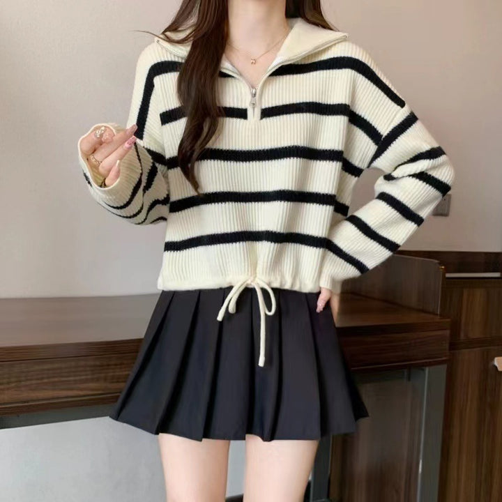 Damen Crop-Pullover mit hohem Kragen und Geflochtenem Saum Drune