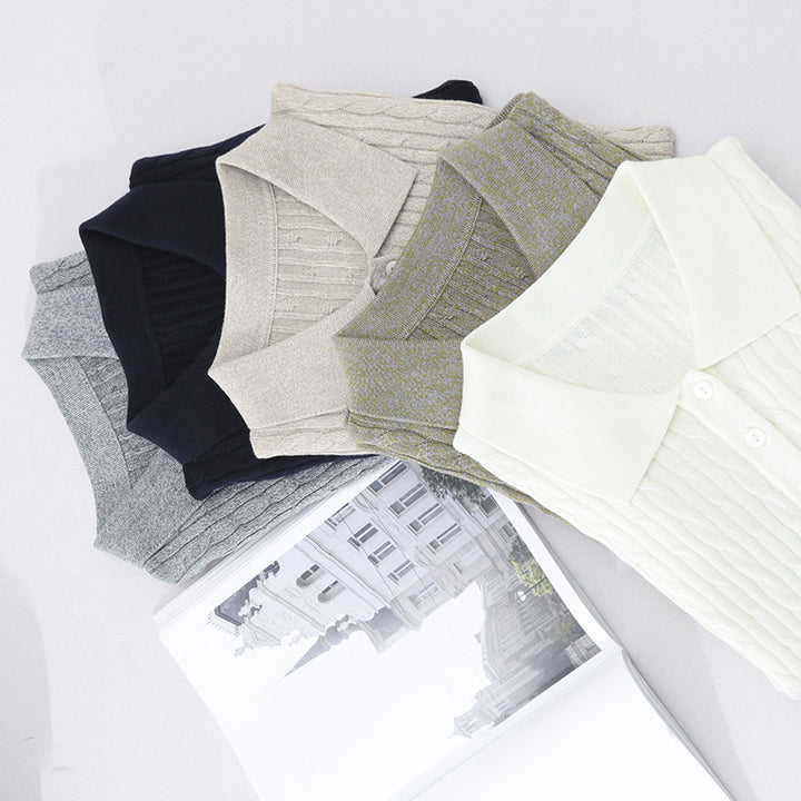 Damen Kurzärmeliges Strick-Poloshirt mit Zopfmuster und Knopfleiste Drune