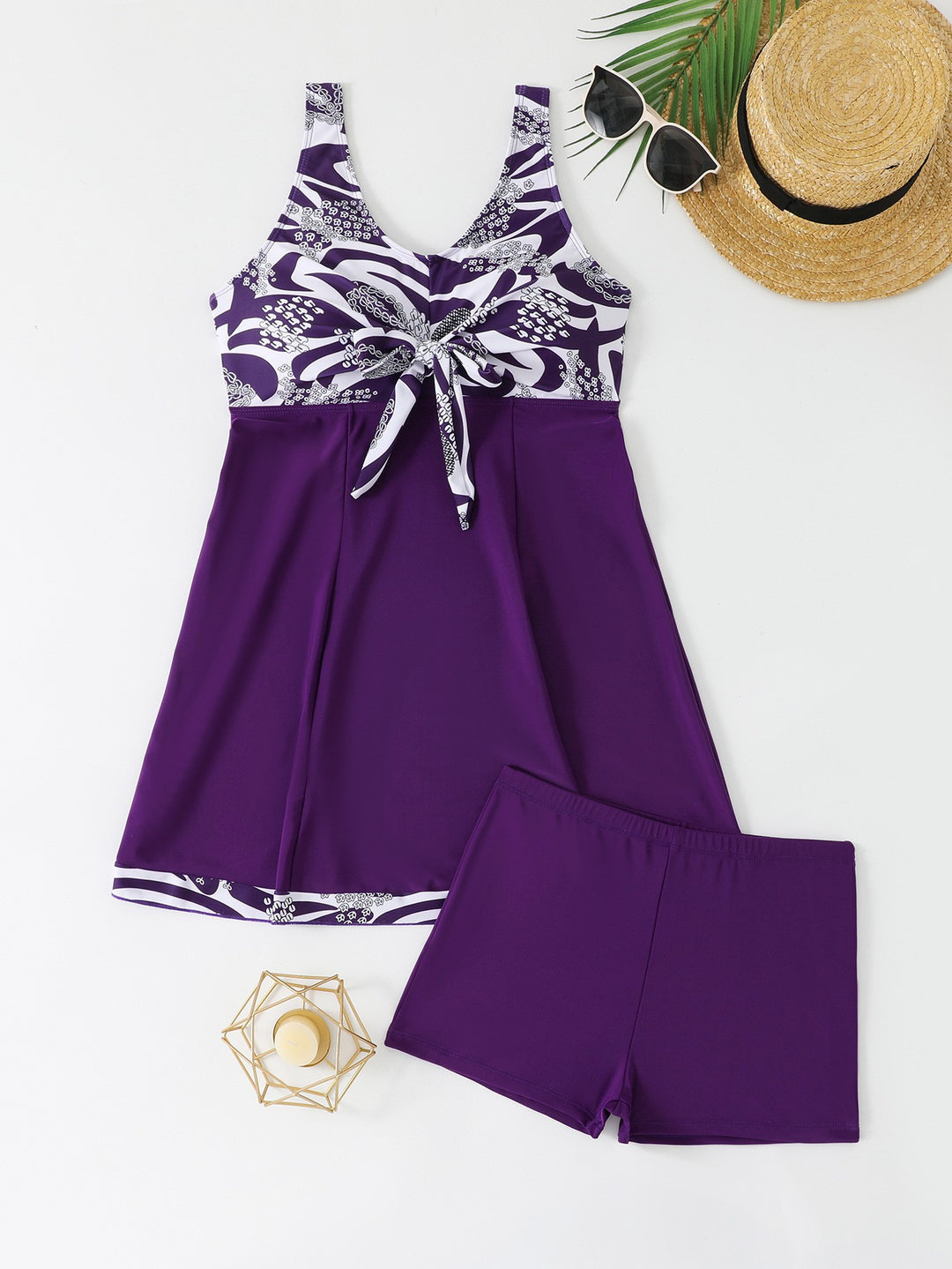 Damen Badeoutfit mit kraftvollem grafischen Design Drune