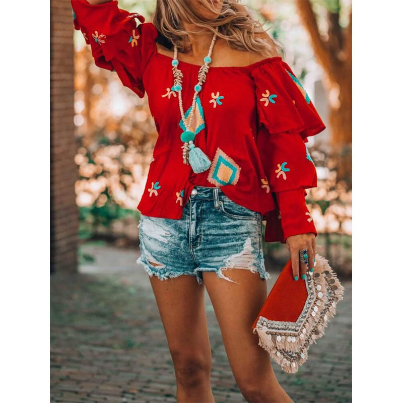 Damen Boho-Top mit Carmenausschnitt, gestuften Volantärmeln und aufwendiger Stickerei Drune