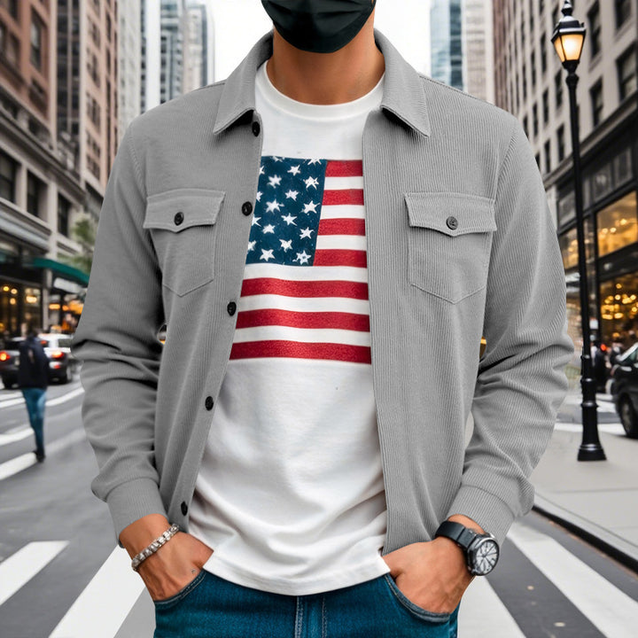 Herren nan Kord-Überhemdjacke mit aufgesetzten Brusttaschen, strukturierter Rippenqualität und durchgehender Knopfleiste Drune