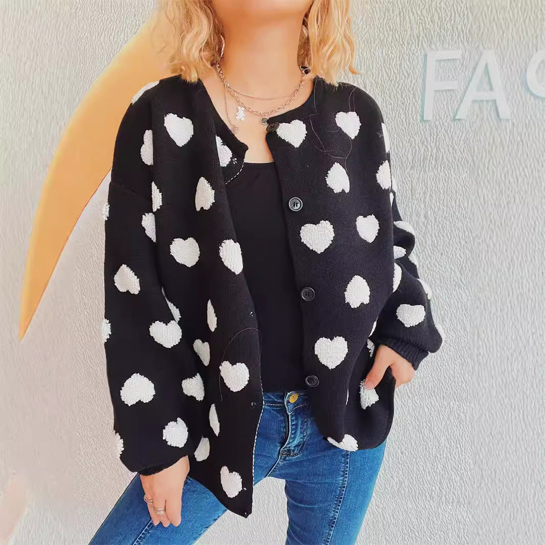 Damen Strickjacke mit Herzmotiv und Knopfdetails Drune