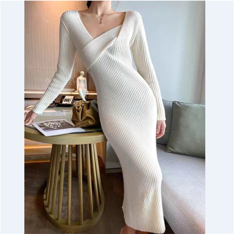 Damen Strickkleid mit elegantem Off-Shoulder Design und feiner Rippstruktur Drune
