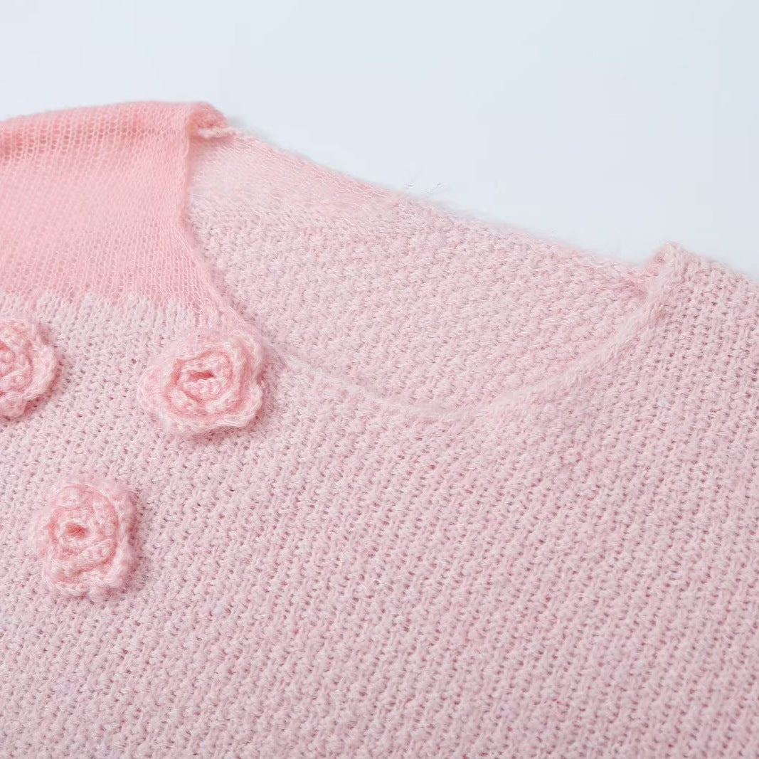 Damen Strickset aus Kuschelpullover mit 3D-Blütenapplikation und A-Linien-Rock Drune