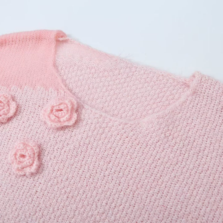 Damen Strickset aus Kuschelpullover mit 3D-Blütenapplikation und A-Linien-Rock Drune