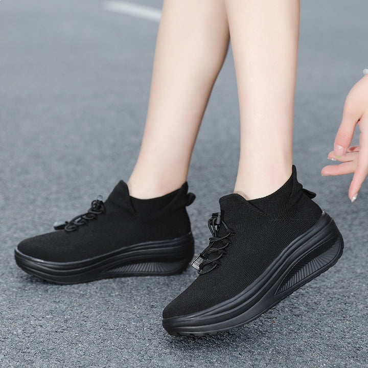Damen Keil‑Plateau‑Sneaker mit Strickschaft, Sock‑Design und Schnellzug‑Schnürung Drune
