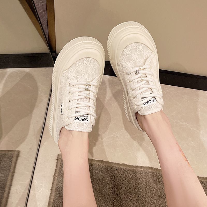 Damen Lace-Up Plateau Sneakers mit dekorativen Details Drune