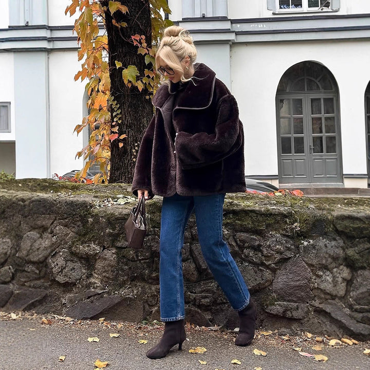 Damen Boxy-Fauxfur-Jacke mit voluminösem Schalkragen und kastiger Silhouette Drune