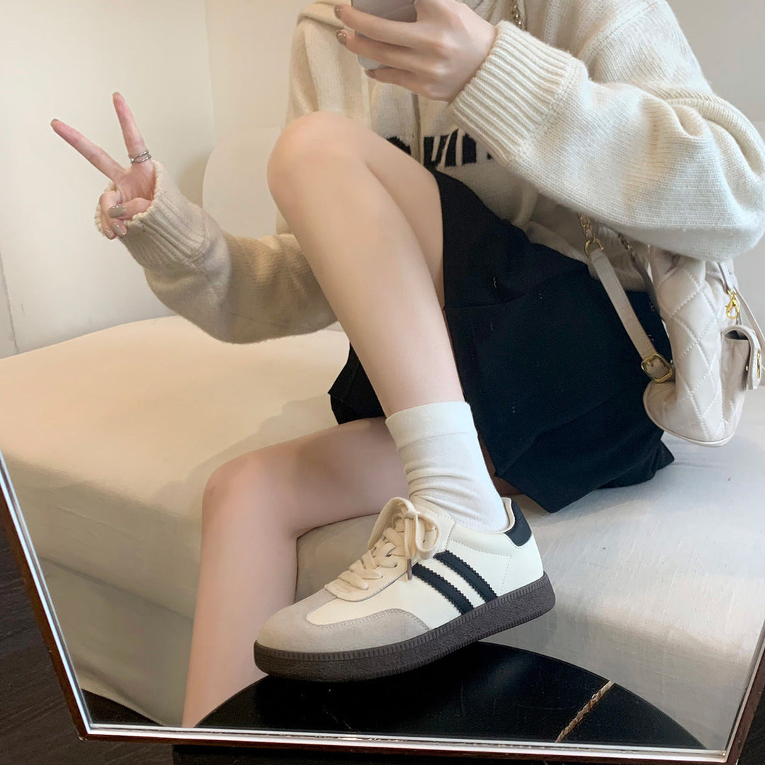 Damen Sneakers im sportiven Retro-Design mit feinem Wildleder und strapazierfähiger Sohle Drune