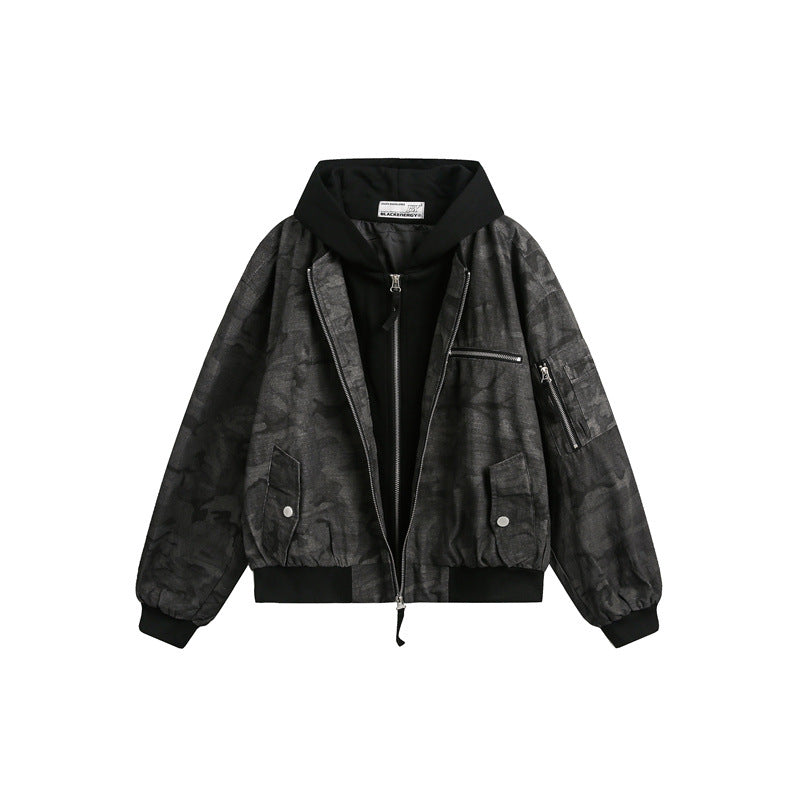 Herren Kurz geschnittener Oversize-Bomber im Layer-Look mit integrierter Kapuze und Camouflage-Jacquard Drune