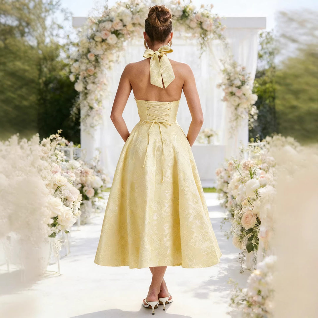 Damen Elegantes Halterneck-Midi-Kleid mit detaillierter Spitzenverarbeitung Drune