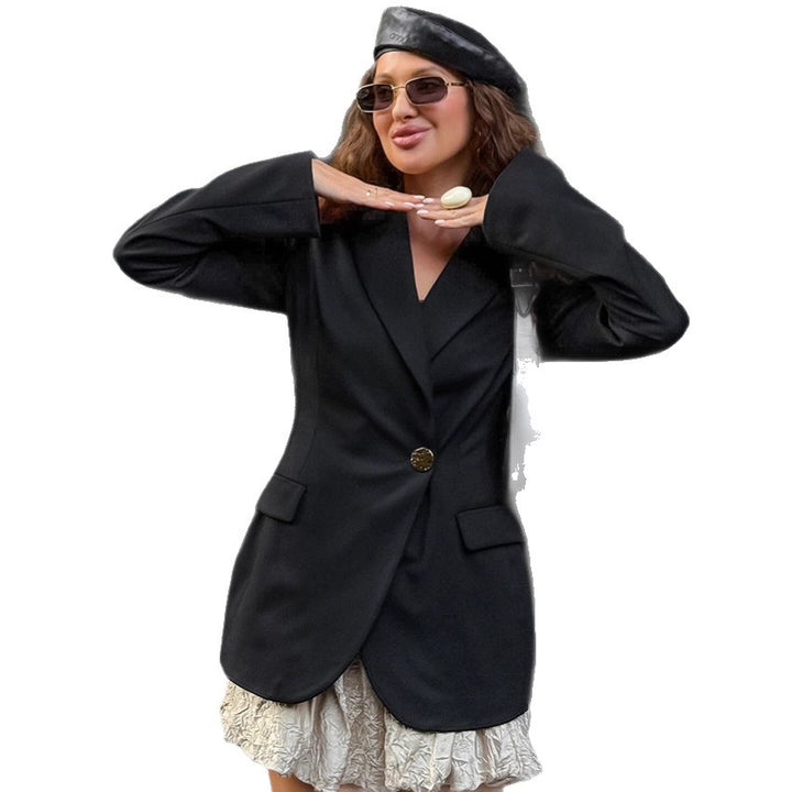 Damen Eleganter Blazer mit asymmetrischer Silhouette und goldenen Knopfdetails Drune