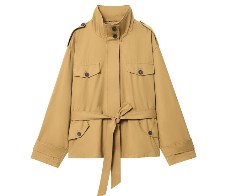 Damen 10+ taillierte Kurz‑Fieldjacke mit Bindegürtel und Schulterpatten Drune