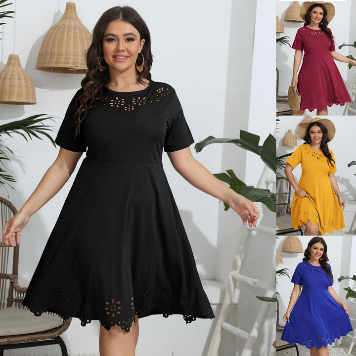 Damen luftiges Kleid mit dekorativem Lochmuster Drune
