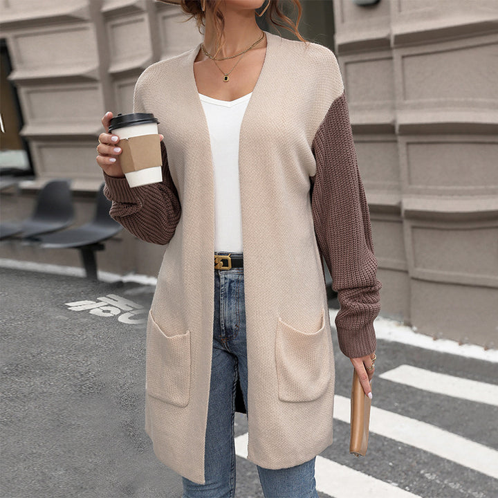 Damen Lange Strickjacke mit Kontrastärmeln und aufgesetzten Taschen Drune