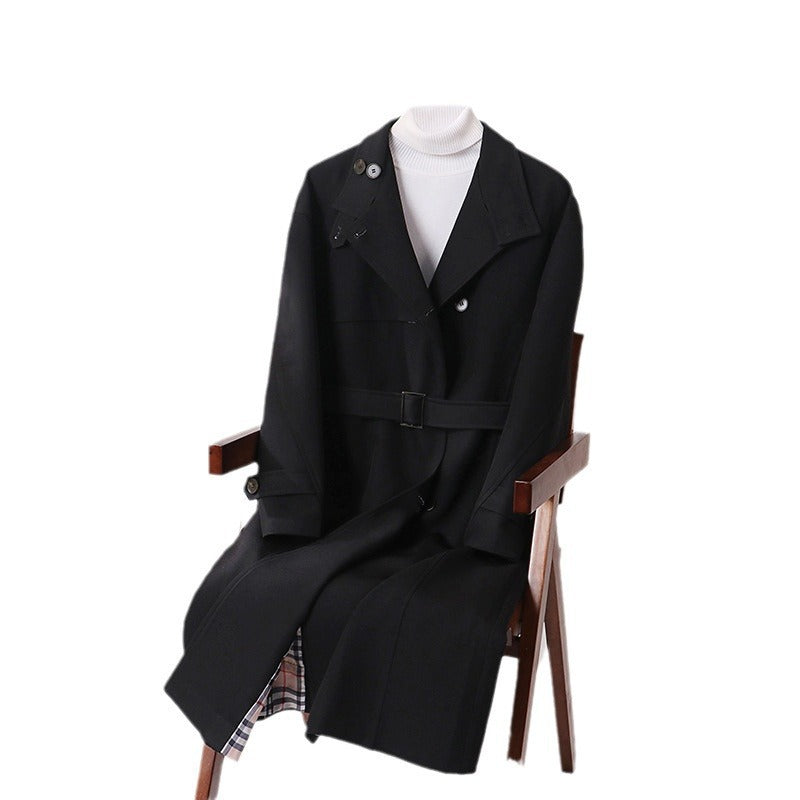 Herren Langgeschnittener Minimalistischer Trenchcoat mit Schalkragen und verstellbaren Ärmelriemen Drune