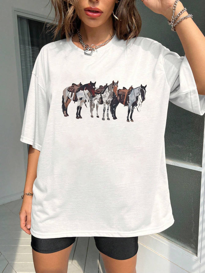 Damen T-Shirt mit künstlerischem Totenkopf-Motiv und lässigem Schnitt Drune