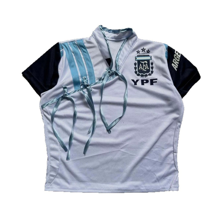 Damen Sport-Trikot mit figurbetontem Schnitt und innovativen Krawatten Drune