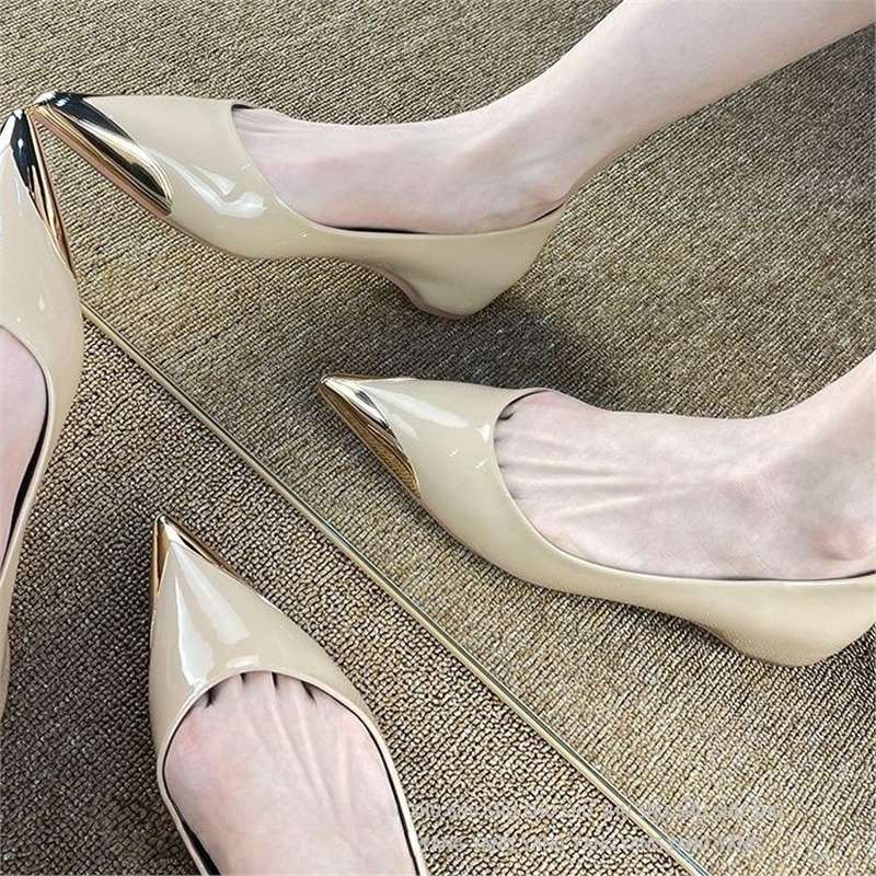 Damen Spitz zulaufende Ballerinas mit Leoprint und metallischer Kappenspitze Drune