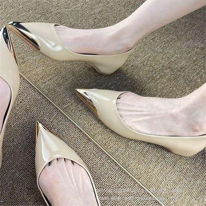 Damen Spitz zulaufende Ballerinas mit Leoprint und metallischer Kappenspitze Drune