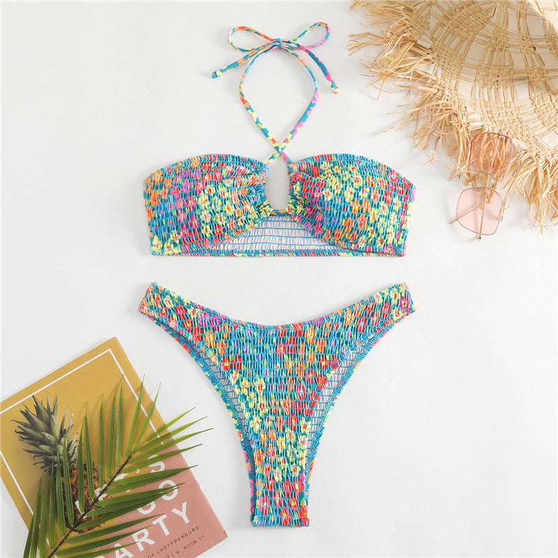 Damen Bandeau-Bikini mit verspieltem Wickeldetail und buntem Design Drune