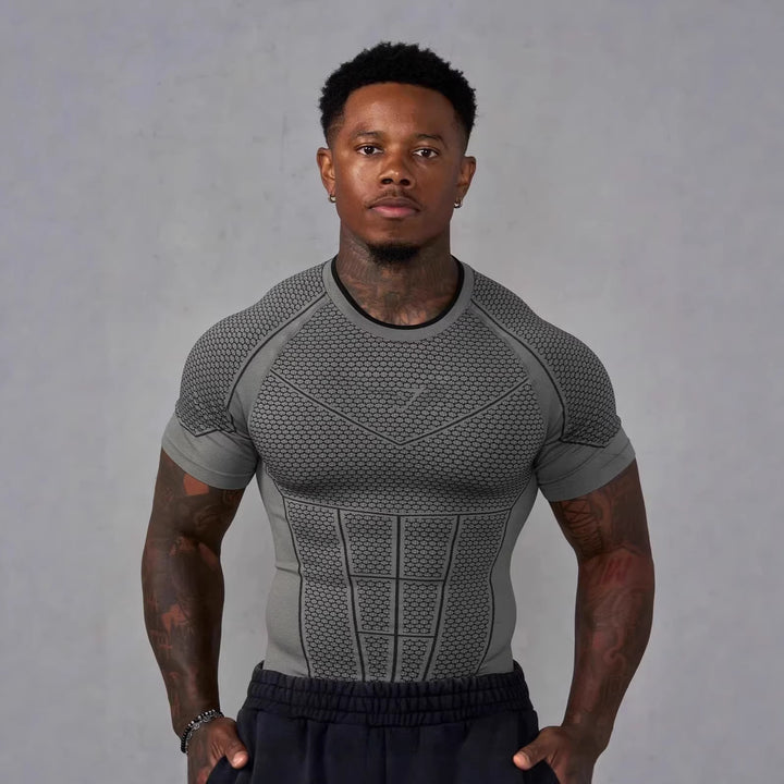 Herren nan muskelmodellierendes Funktionsshirt mit 3D-Struktur und gezielten Kompressionszonen Drune