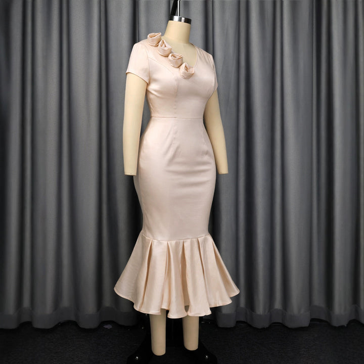 Damen figurbetontes Kleid mit Volant und Blütenapplikationen Drune