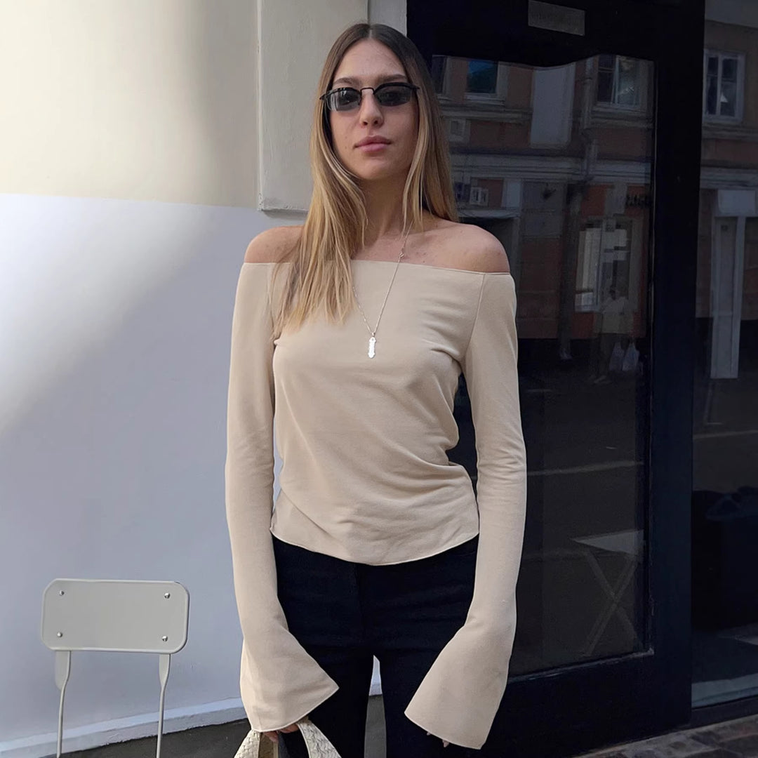 Damen Figurbetontes Off‑Shoulder Langarmshirt mit ausgestellten Manschetten Drune