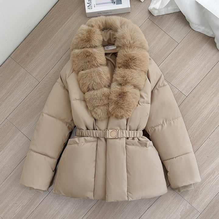 Damen Taillierte Kurz-Steppjacke mit voluminösem Schalkragen aus Kunstfell und Ziergürtel Drune