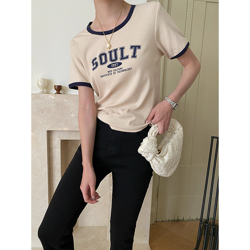 Damen T-Shirt mit kontrastierendem Rundhalsausschnitt und stylischem Schriftzug Drune