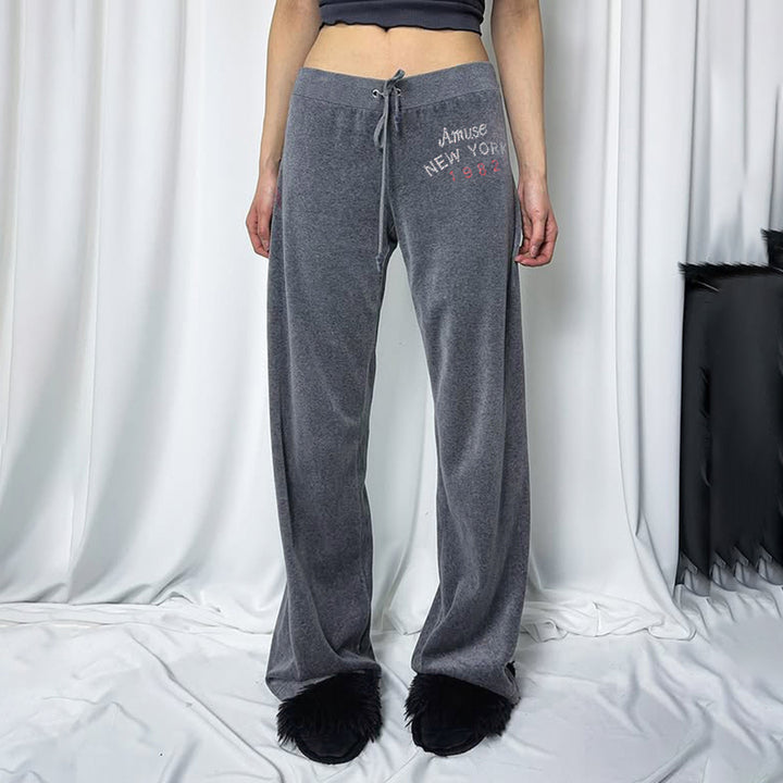 Damen Flared Sweatpants mit verstellbarem Bund und stylischem Schriftzug Drune