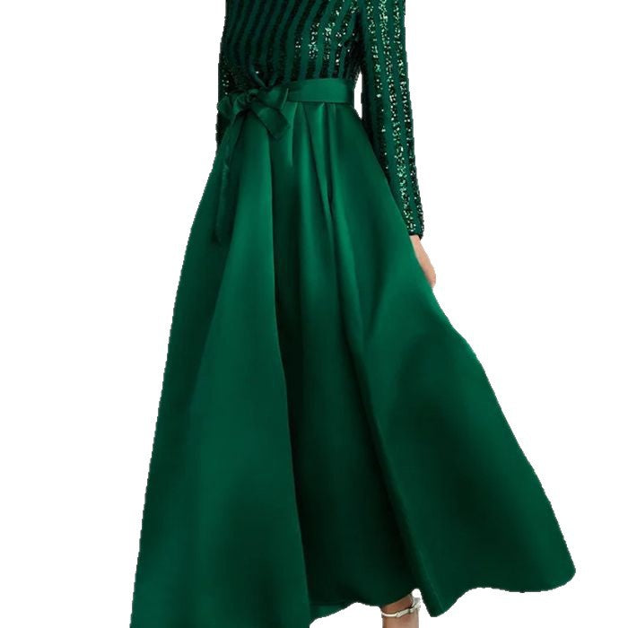 Damen Elegantes Abendkleid mit schimmerndem Oberteil und fließendem Rock Drune