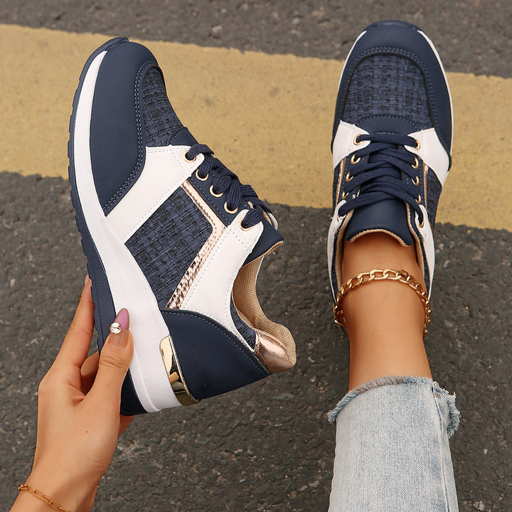 Damen sportive Keil-Sneaker mit strukturiertem Strickmix gepolstertem Komfortfußbett und goldenen Akzenten Drune
