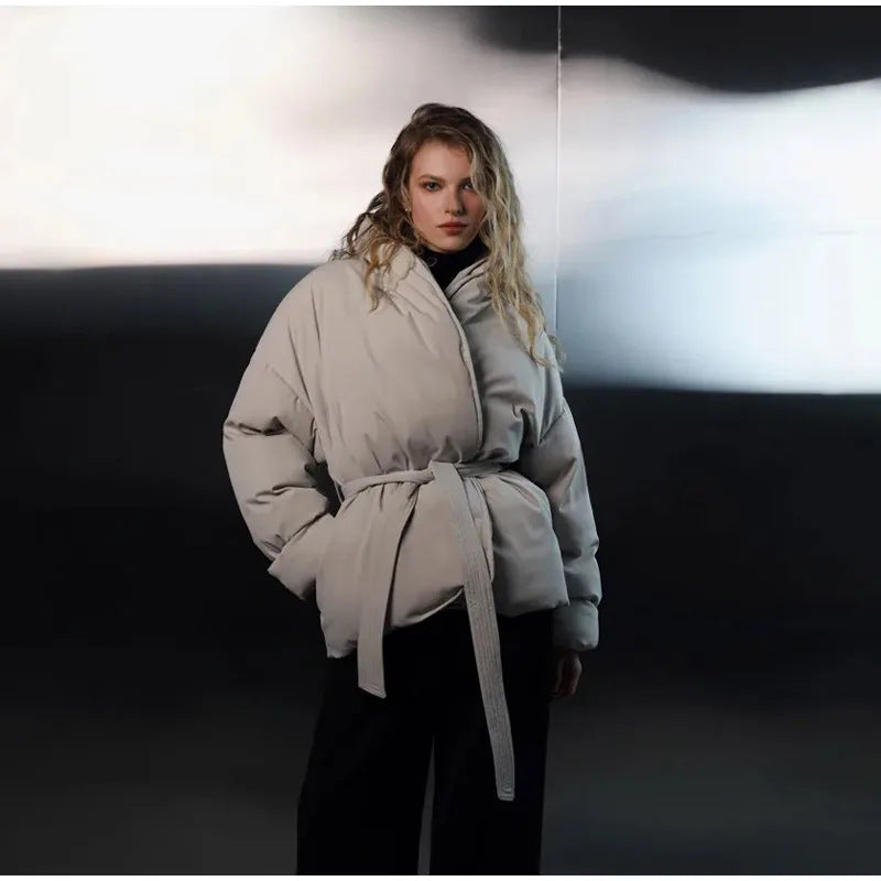 Damen Praktische und modische Daunenjacke mit Gürtel Drune