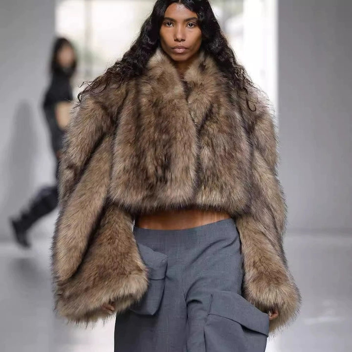 Damen Kurze voluminöse Crop-Faux-Fur-Jacke mit verlängerten Ärmeln Drune