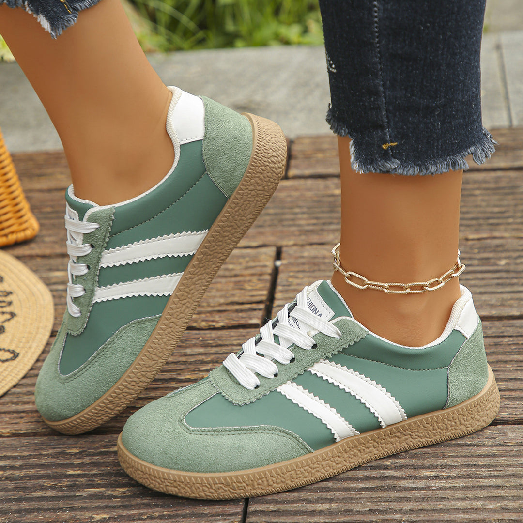 Damen Retro-Sneaker mit Velours-Overlays, Zierstreifen und profildetails Drune