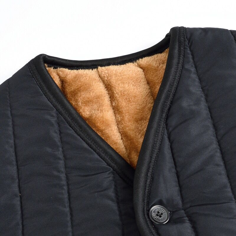 Herren Steppweste mit kuscheliger Teddyfleece‑Innenseite, knöpfbare Front und aufgesetzten Taschen Drune